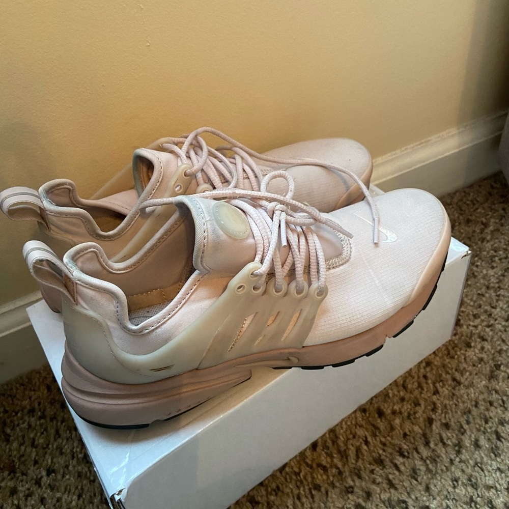 Nike Prestos